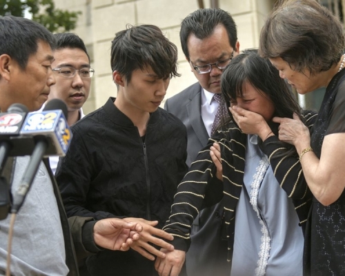 章瑩穎的家人要求克里斯坦森講出埋屍地點。　AP