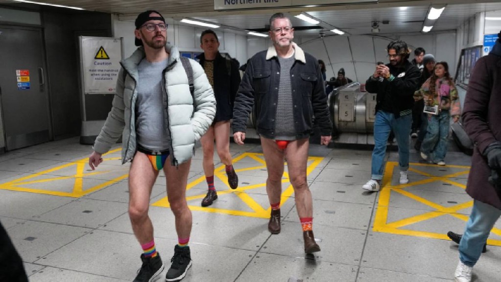 活動參與者。美聯社 活動參與者。美聯社