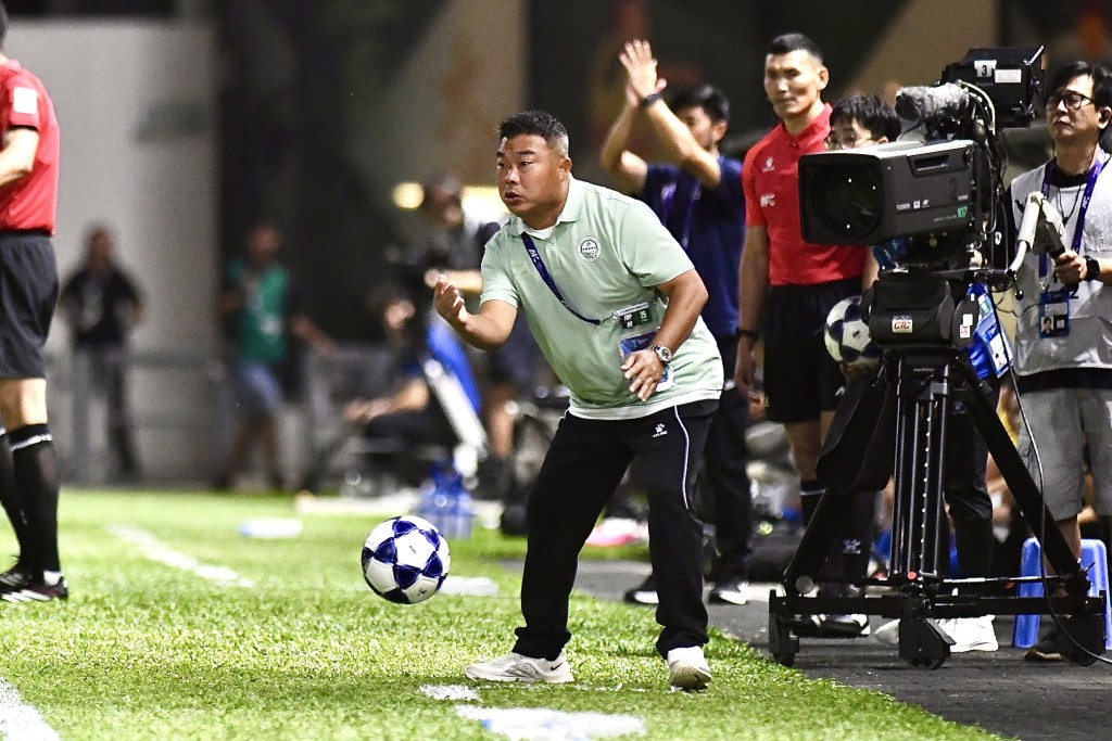 杨骏尧摄