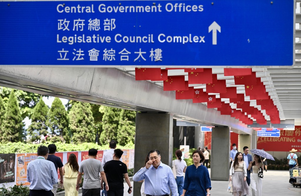 問責制正面意義及精神在於要求部門首長推動部門建立有效的管理團隊。資料圖片