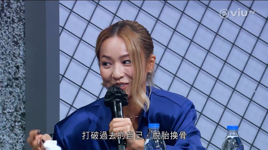 郑融睇到眼湿湿。