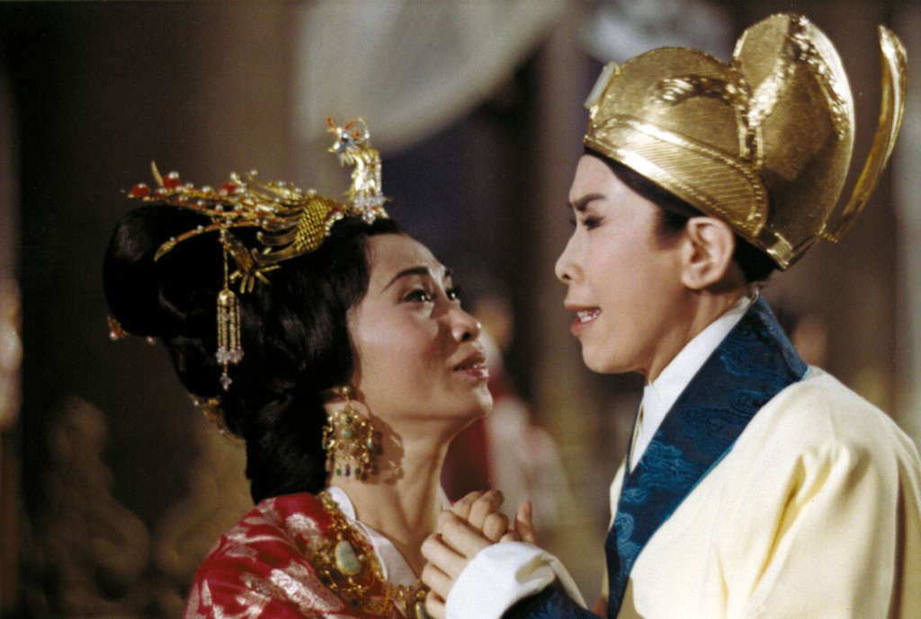 白雪仙與任劍輝曾合演《牡丹亭驚夢》、《帝女花》、《紫釵記》、《再世紅梅記》等數之不盡的經典劇目。  ​