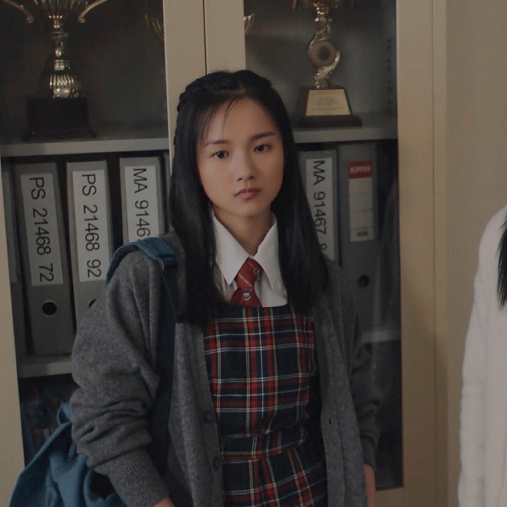 邓卓殷早前在剧中饰演中学生，零违和感。