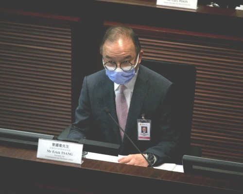 曾國衞表示,國安法並無減特區政府為《基本法》23條立法的責任。