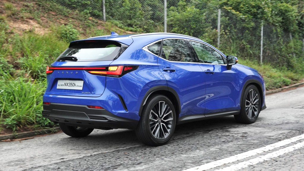 ■受惠马达辅助，动力比NX250充沛，可惜不是四驱。