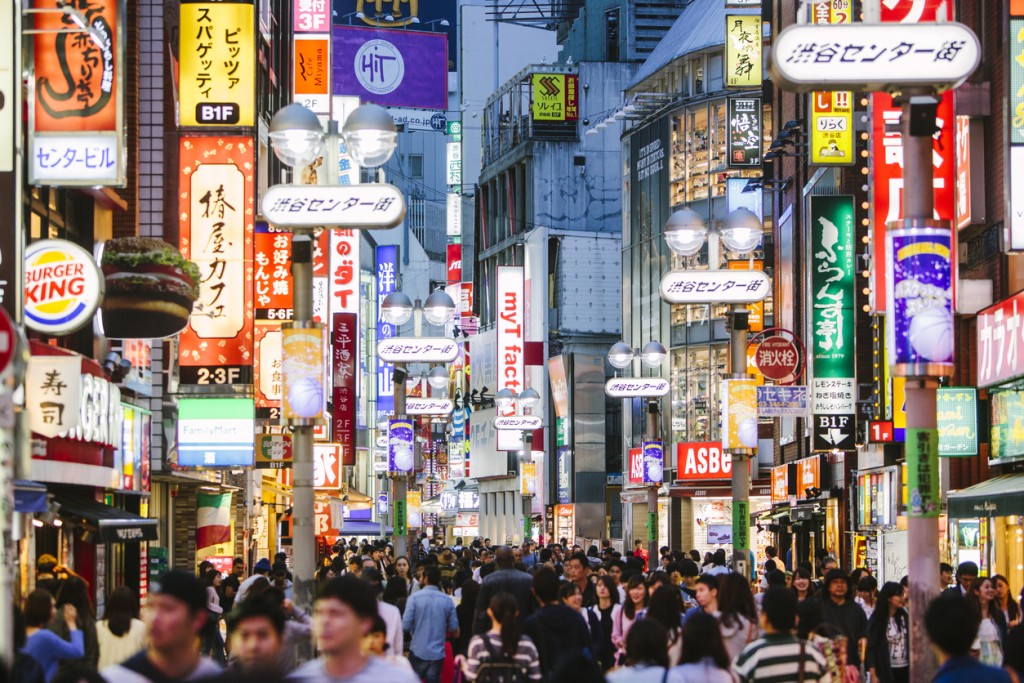 東京證交所行政總裁山道裕己認為，日圓貶值當日本經濟的負面影響正浮現。