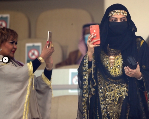 沙特阿拉伯女性。AP圖片