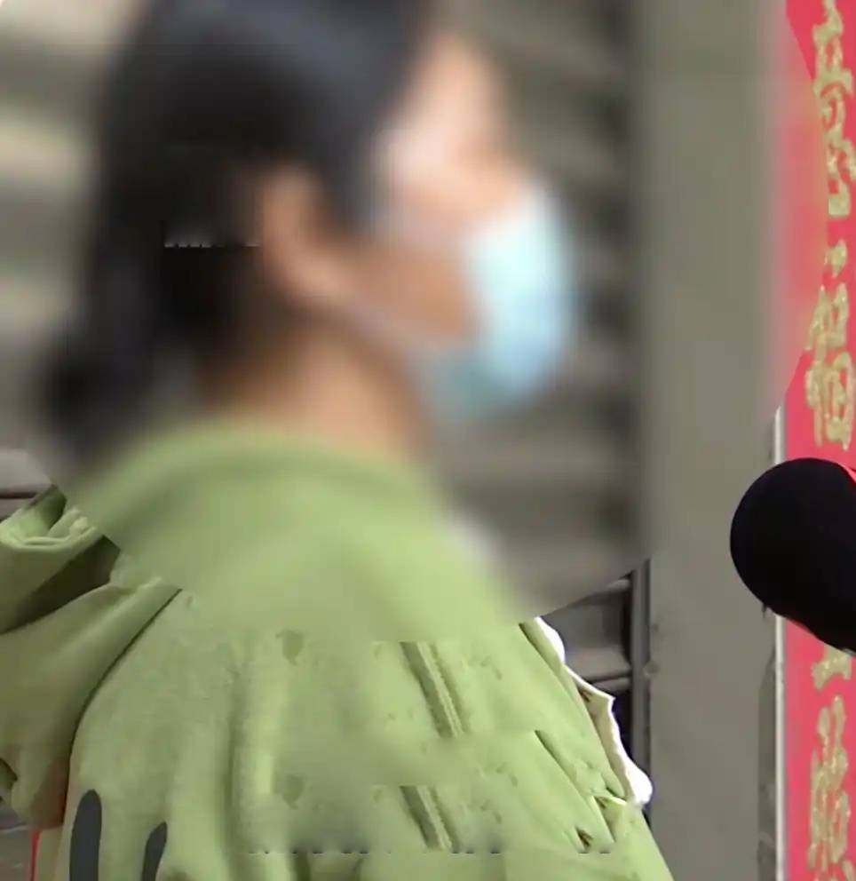 佛山妇失近十万金饰，女儿误当垃圾，恐已送焚化炉。 小强热线