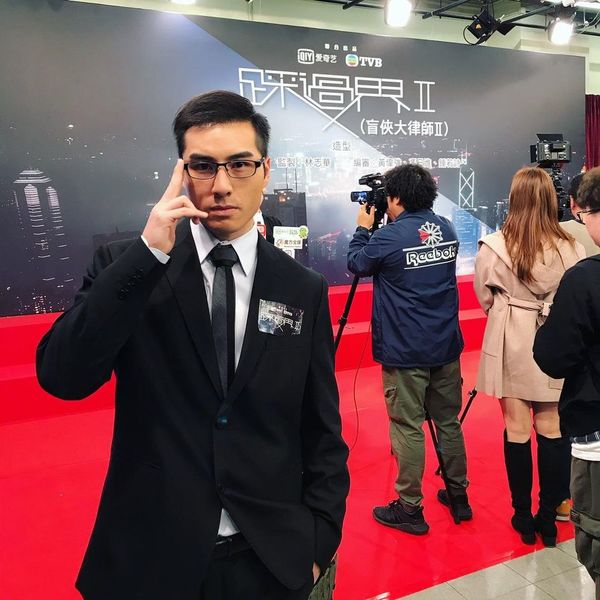 鄭詠謙曾演出TVB劇《踩過界II》。