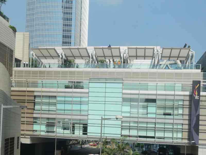 IFC商場中午有網民發起和你Lunch。