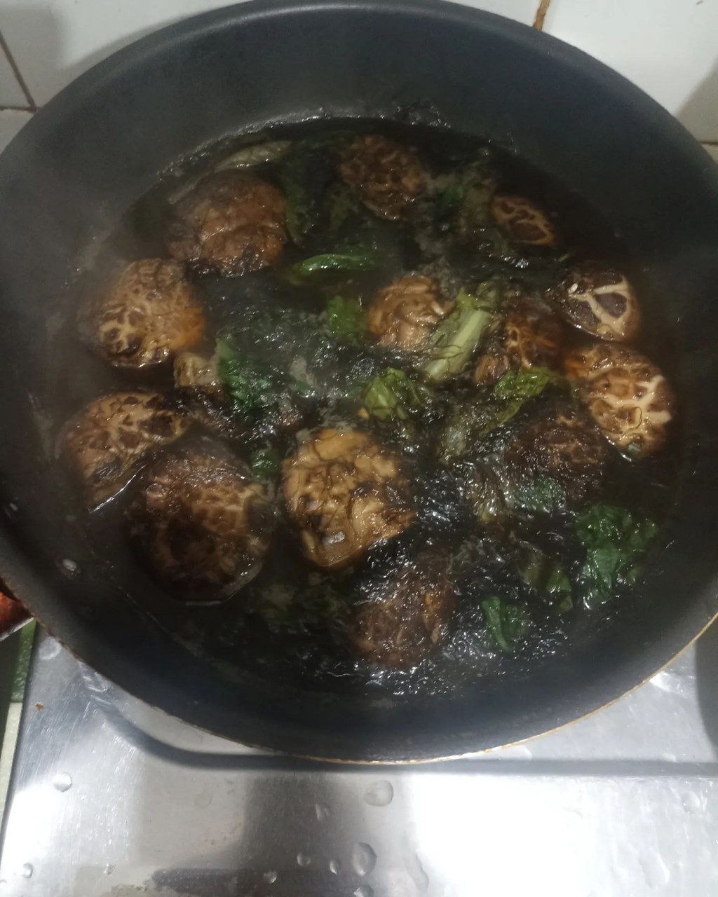 呢個係冬菇髮菜生菜,感覺好死亡。