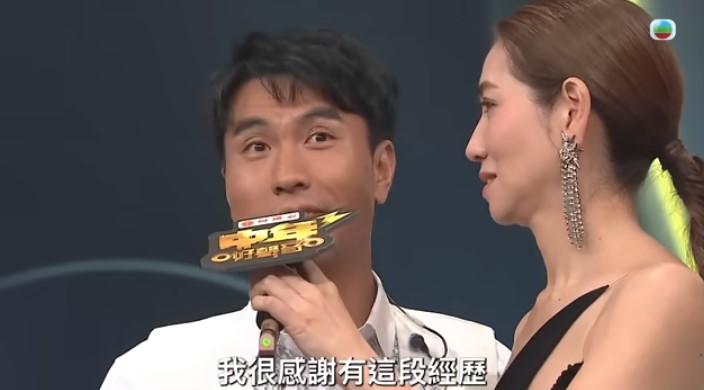 李金凱用笑聲遮掩傷悲。 李金凱用笑聲遮掩傷悲。