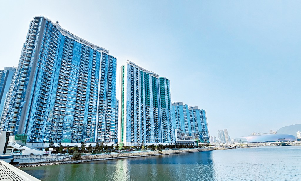 啟德海灣享遊艇灣海景及都市景色。 啟德海灣享遊艇灣海景及都市景色。