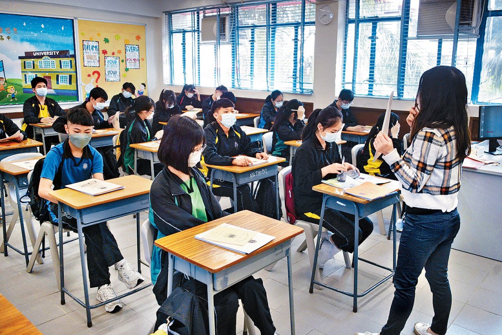 教育局公布新學年「營辦/擴大營辦開支」津貼額,平均調整幅度佔整體津貼約2%,各分項津貼均減少約一成。
