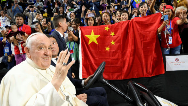 中国和教廷关系近年有所改善。
