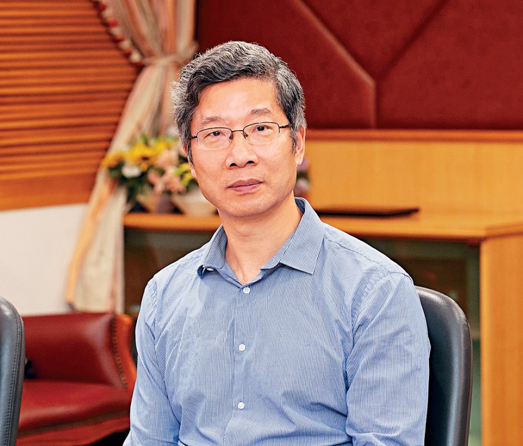 姚新獲嶺大委任副校長,為期5年。