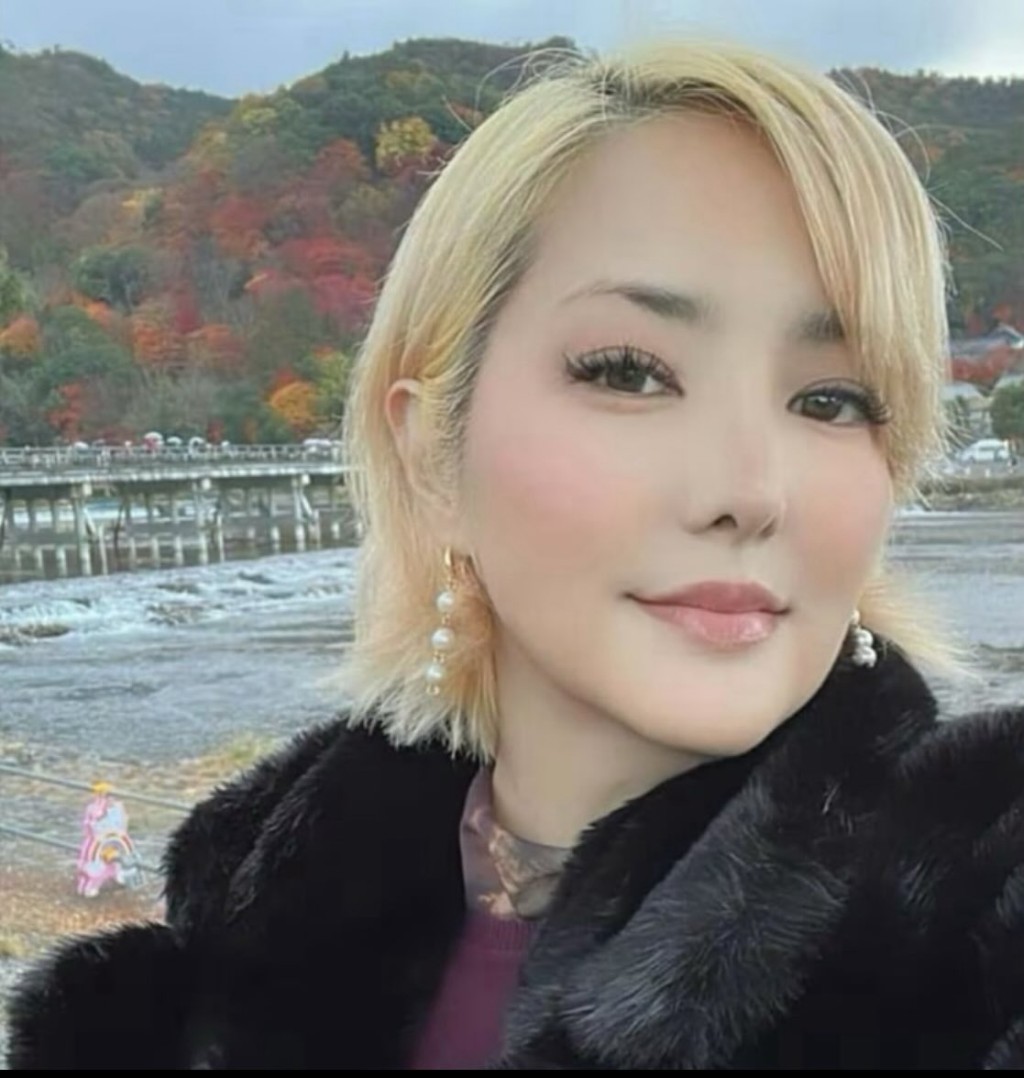 希良梨年初因病情惡化,演變成癌症第三期。 希良梨年初因病情惡化,演變成癌症第三期。