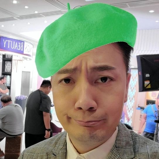 邓永健日前自嘲「戴绿帽」，他透露之后集数仍会跟May再相遇。