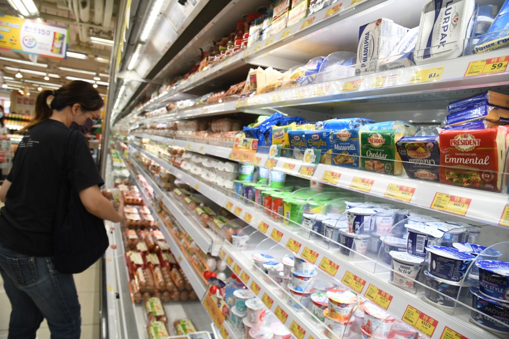 6月超市消費額錄得下跌。資料圖片