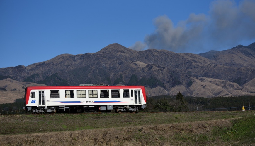 在睽违七年后，日本熊本县南阿苏铁路恢复全线行驶。 南阿苏铁道株式会社