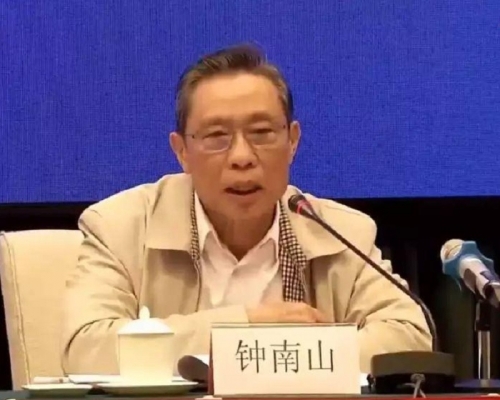 钟南山在新闻会强调，武汉仍存在人传人现场。网上图片