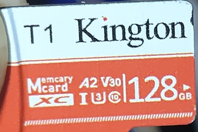 網友分享假Kingston印少一個s。 @6dl1Yx72RRxD7 / X 網友分享假Kingston印少一個s。 @6dl1Yx72RRxD7 / X