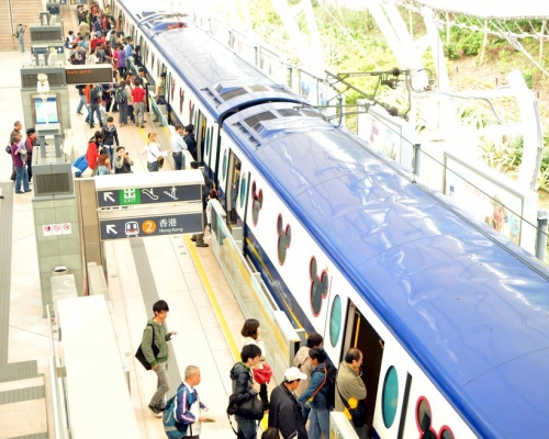 港铁迪士尼线将于周三恢复列车服务。资料图片