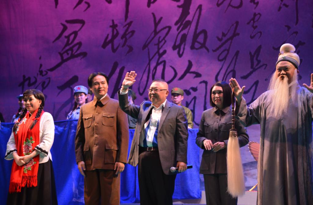 近代史粤剧《毛泽东》，4月12日至14日作告别新光戏院演出三场。