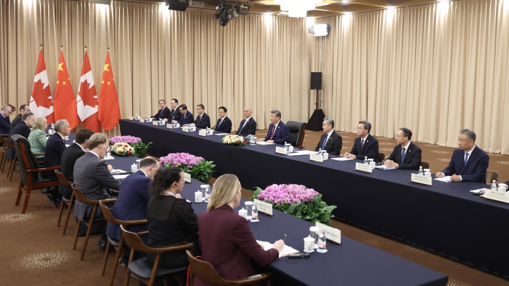 習近平晤加拿大總理卡尼。 新華社 習近平晤加拿大總理卡尼。 新華社
