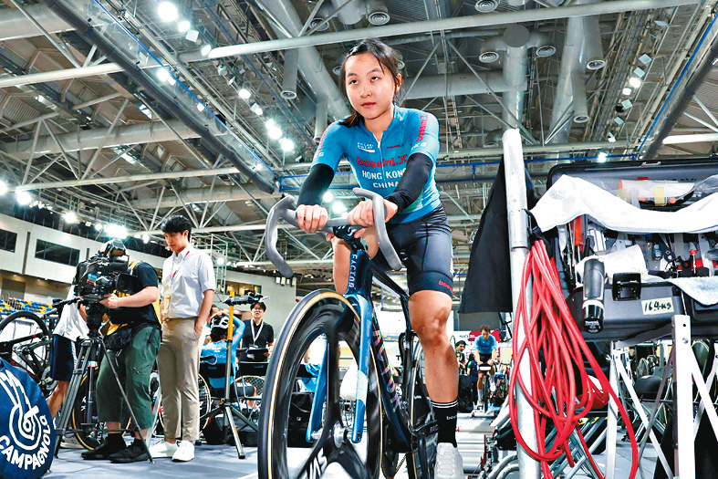 Ceci昨日輕鬆訓練。