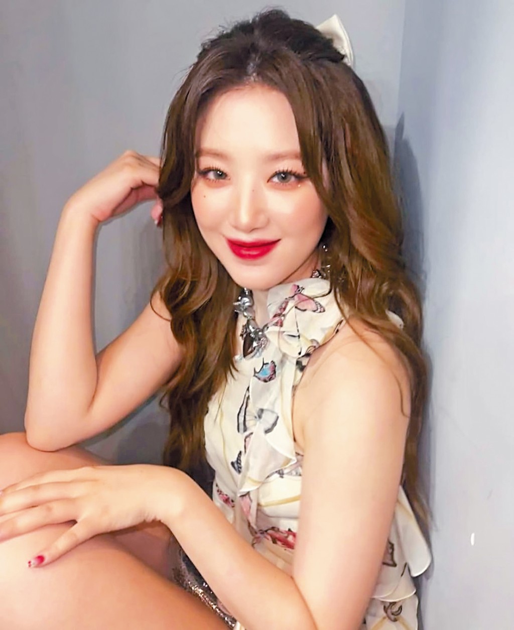 人氣韓團i-dle台灣成員舒華2年前開始跟柯震東傳緋聞，昨日更被爆見埋家長。