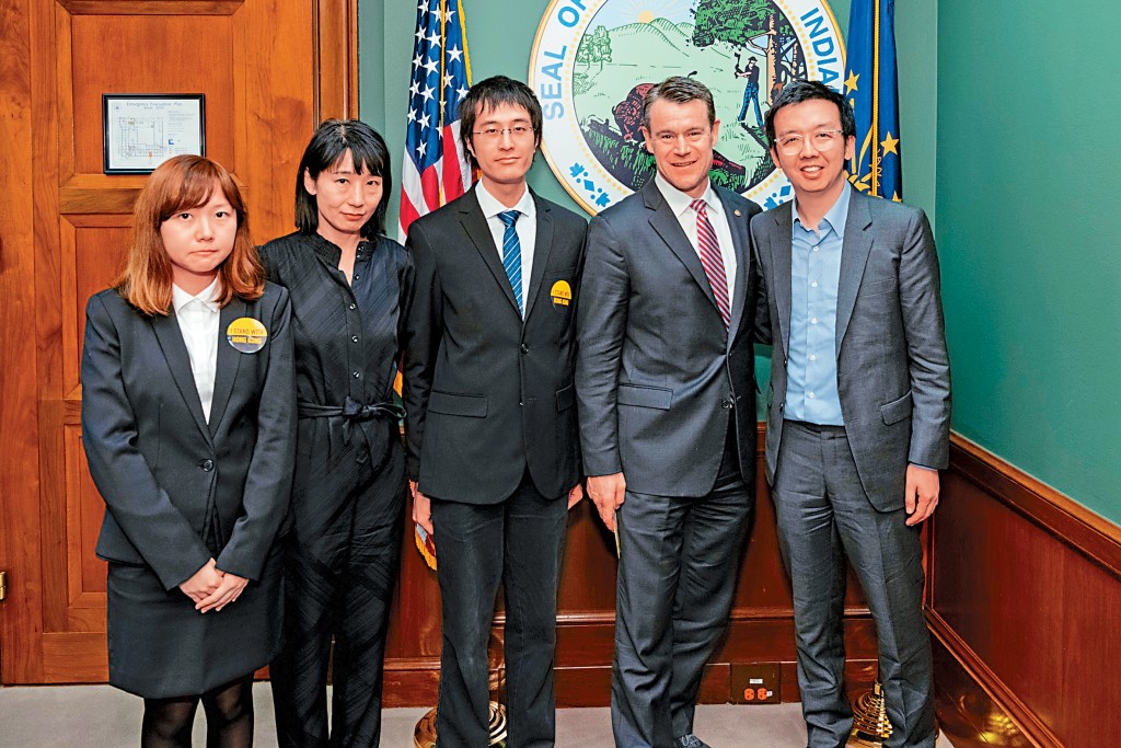李宇軒(中)於2019年12月赴美會見朱牧民(右)及美國共和黨參議員、眾議員等。
