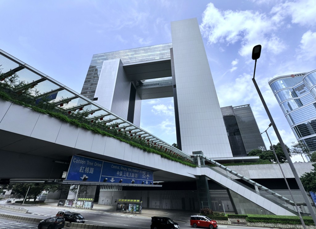 特首李家超表示會物色繼任人。