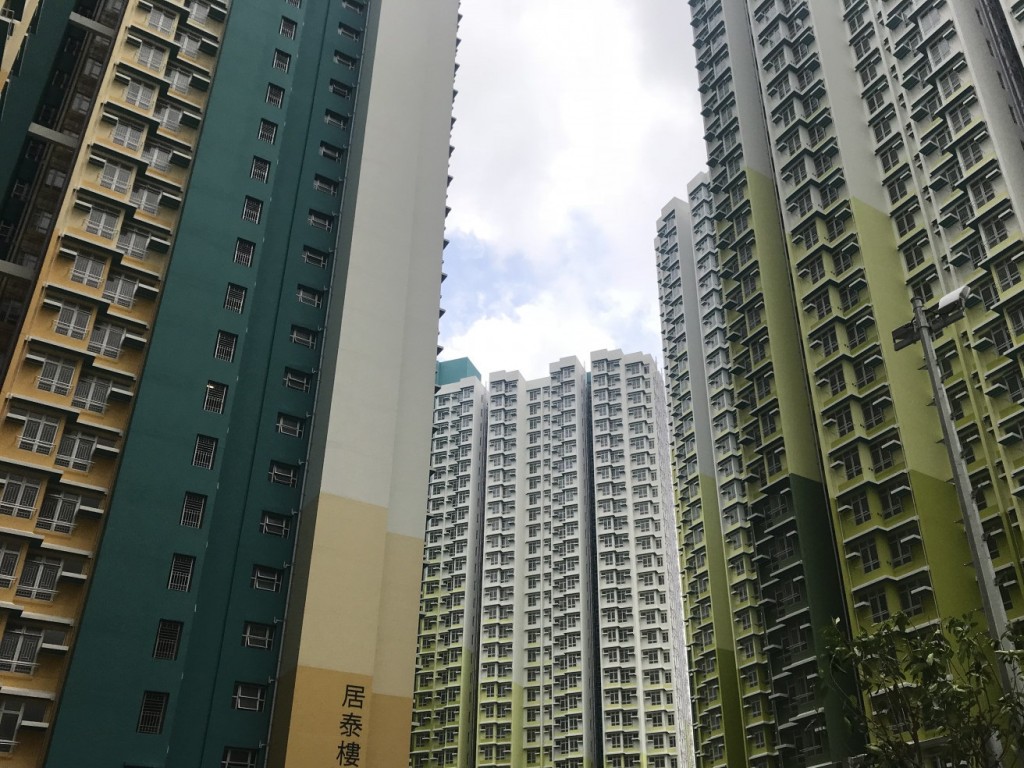 安泰邨續有新增個案。