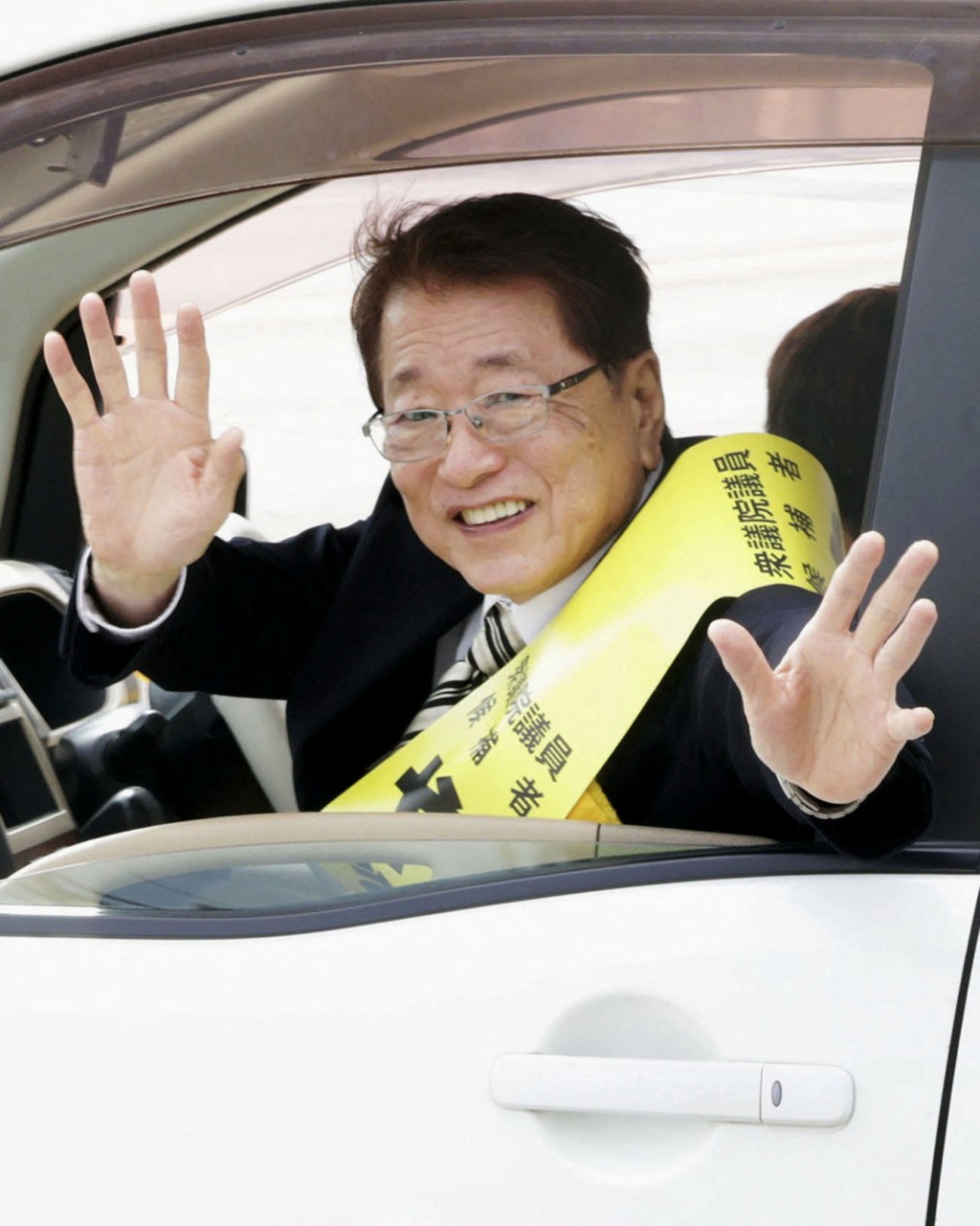 山本拓明言，願意當「隱形」第一夫婿。路透社