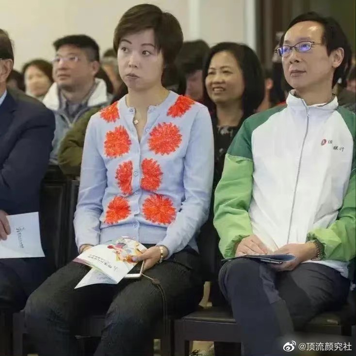 张怡宁去年现身被网民野生捕获。