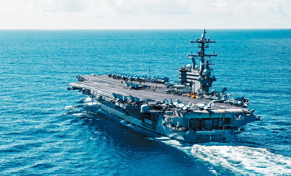 美军航空母舰「布殊号」。