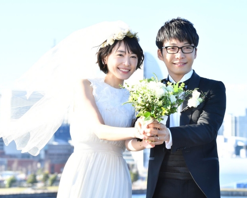 日本法院裁定夫婦同姓的規定符合憲法。（逃避雖可恥但有用劇照）