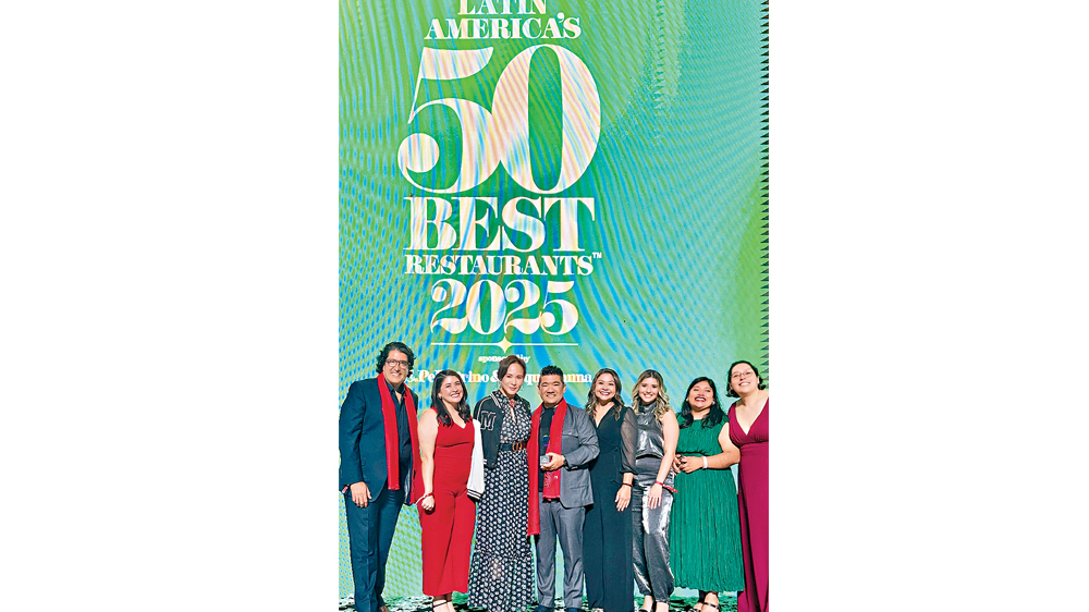 排名第19位兼危地馬拉最佳餐廳「Sublime」的一眾餐廳代表。