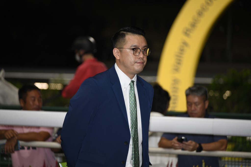 今次香港練馬師伍鵬志將分別派出「韋小寶」及「好好心得」出爭韓國短途錦標和韓國盃。