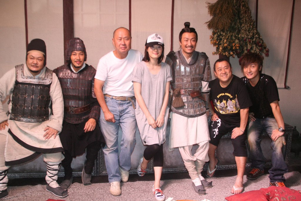 劉鎮偉曾執導電影《越光寶盒》。