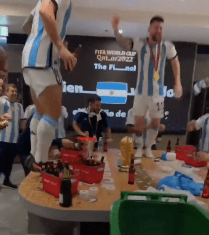 阿根廷疯狂庆祝。网上图片