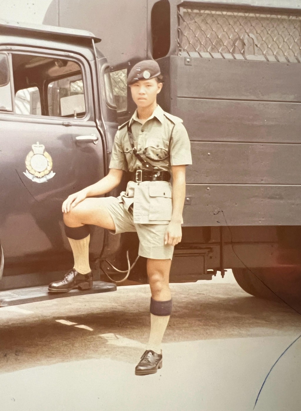 鄭民忠於1981年加入少警。 鄭民忠於1981年加入少警。