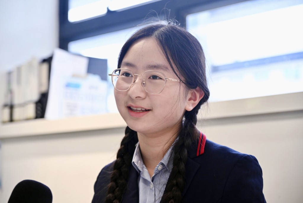 葉子琳表示,採訪時曾遇同學批評學校,校報正是發聲渠道。 葉子琳表示,採訪時曾遇同學批評學校,校報正是發聲渠道。