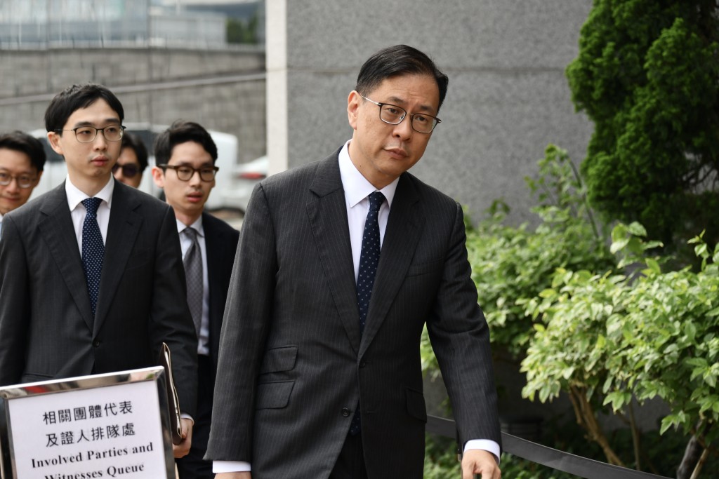 代表委員會的資深大律師杜淦堃