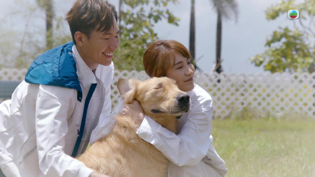 招浩明與愛犬一同合作，還有機會向視后林夏薇飾演前度情人。