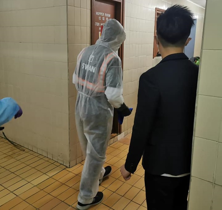 悅湖山莊第二座及第七座分別有密切接觸者,管理處已安排消毒。區議員黃虹銘圖片