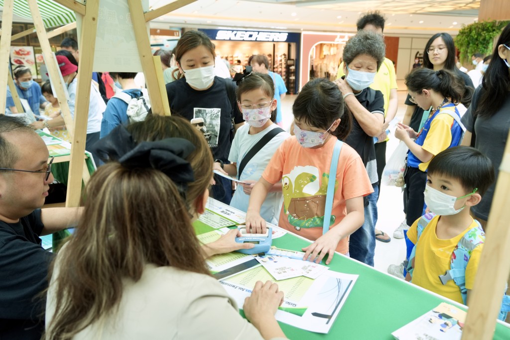 活動設有嘉年華，號召全港市民在5月31日參與第4屆「無煙跑服日」。劉駿軒攝