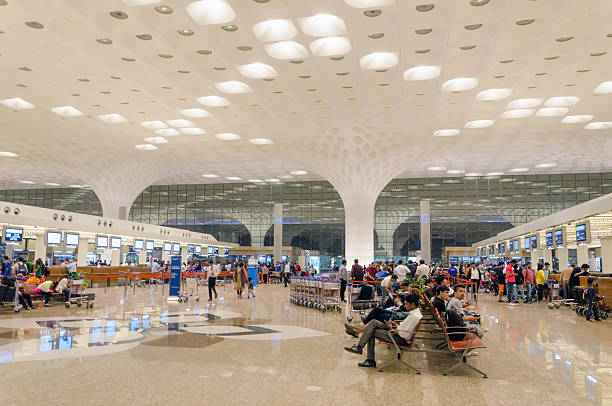 印度機場近月發生多宗盜竊案，一名40歲男子在110天內搭了逾200趟航班，目的伺機偷取乘客的財物。