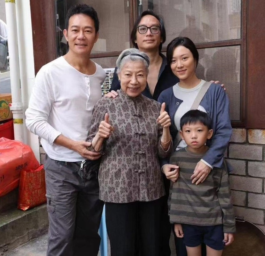 《空心人》由彭發執導。 《空心人》由彭發執導。